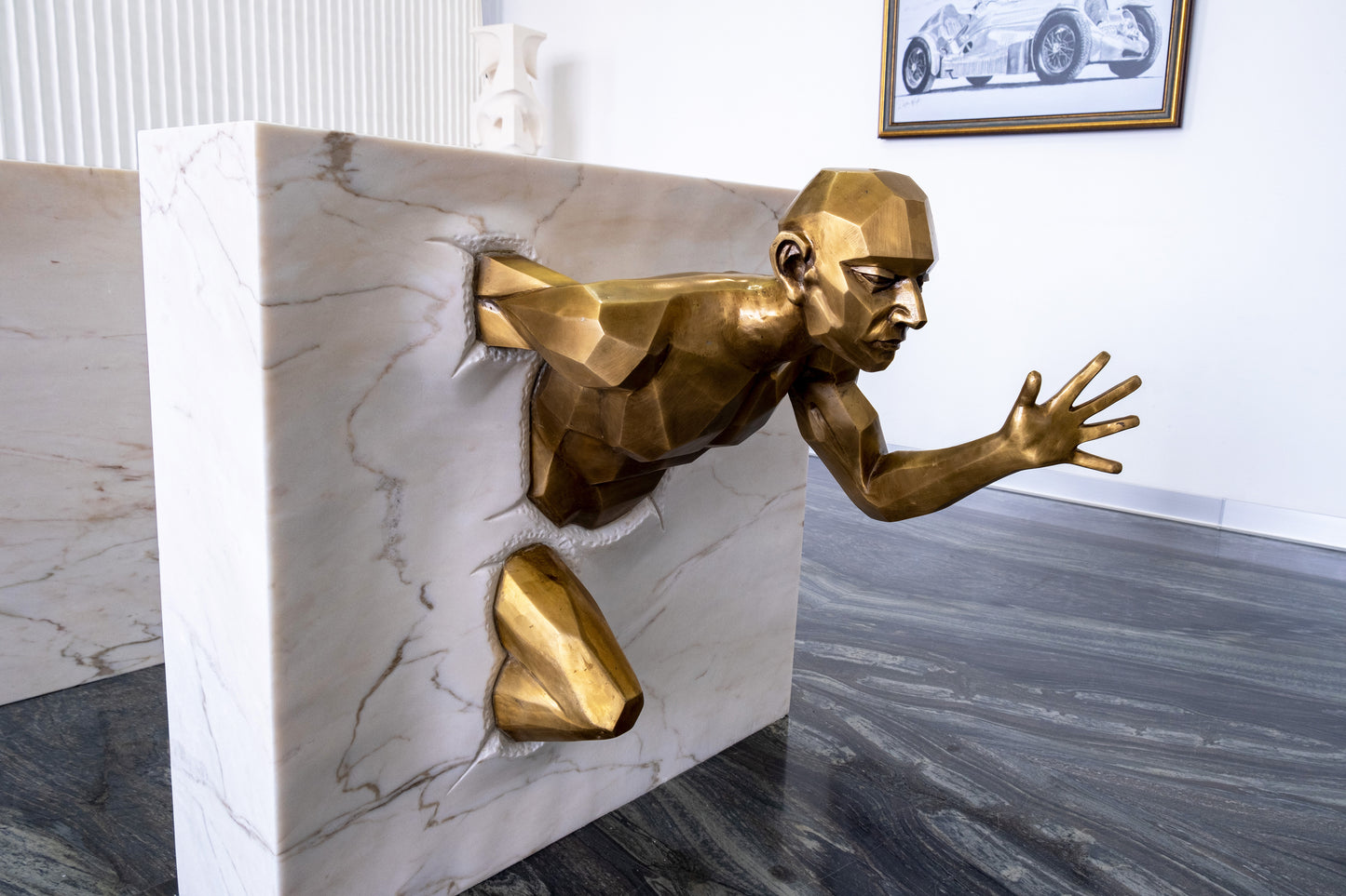 Running Man Base with marble table